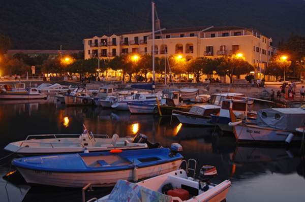 Hotel Mediteran - Liburnia Mošćenička Draga Exterior foto